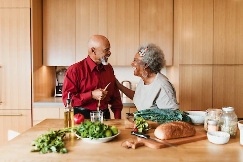 Improve Senior Nutrition with Help from Home Caregivers