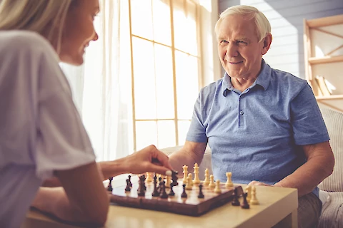 5 Fun Things to Do With Seniors at Home