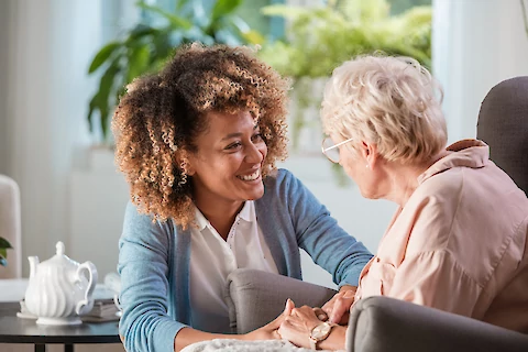 4 Tips For a Successful First Day with Your Professional Caregiver