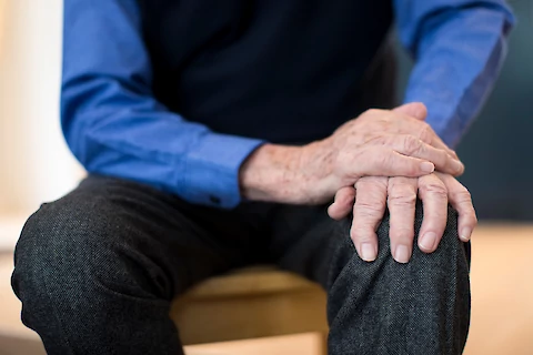 Learn The Signs, Symptoms, and Complications of Parkinson's Disease
