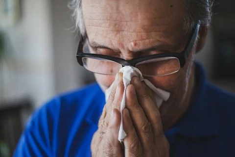 5 Ways Seasonal Allergies Can Reduce With Age