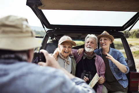 How to Travel on Day Trips and Extended Vacations as a Caregiver to Someone With Alzheimer’s