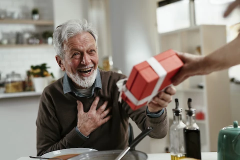 Great Gifts Ideas for Elderly Relatives Who Might Move to a Retirement Home in the Near Future