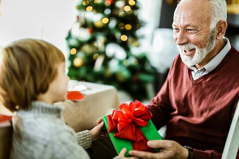 6 Strategies for Brainstorming Gifts for Seniors with Arthritis or Limited Hand Mobility