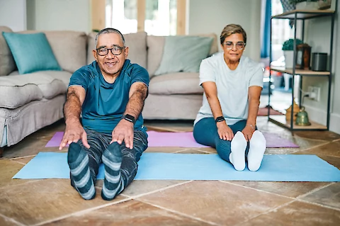 Stay Fit in The Winter: Exercise Routines for Seniors at Home