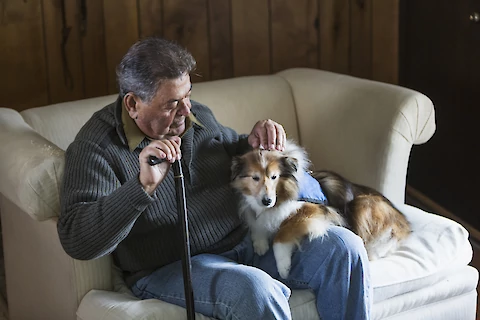 5 Well-Researched Benefits of Pets for Seniors Living Alone