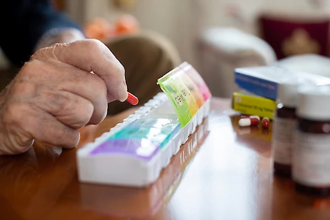 5 Strategies for Organizing Medication and Medication Reminders for Seniors
