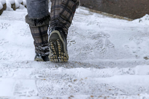 What Should Seniors Do to Stay Safe When There is Snow and Ice on the Ground?