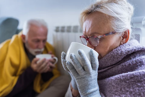 Surviving the Winter Season: 5 Tips on Staying Healthy Around Elderly Relatives