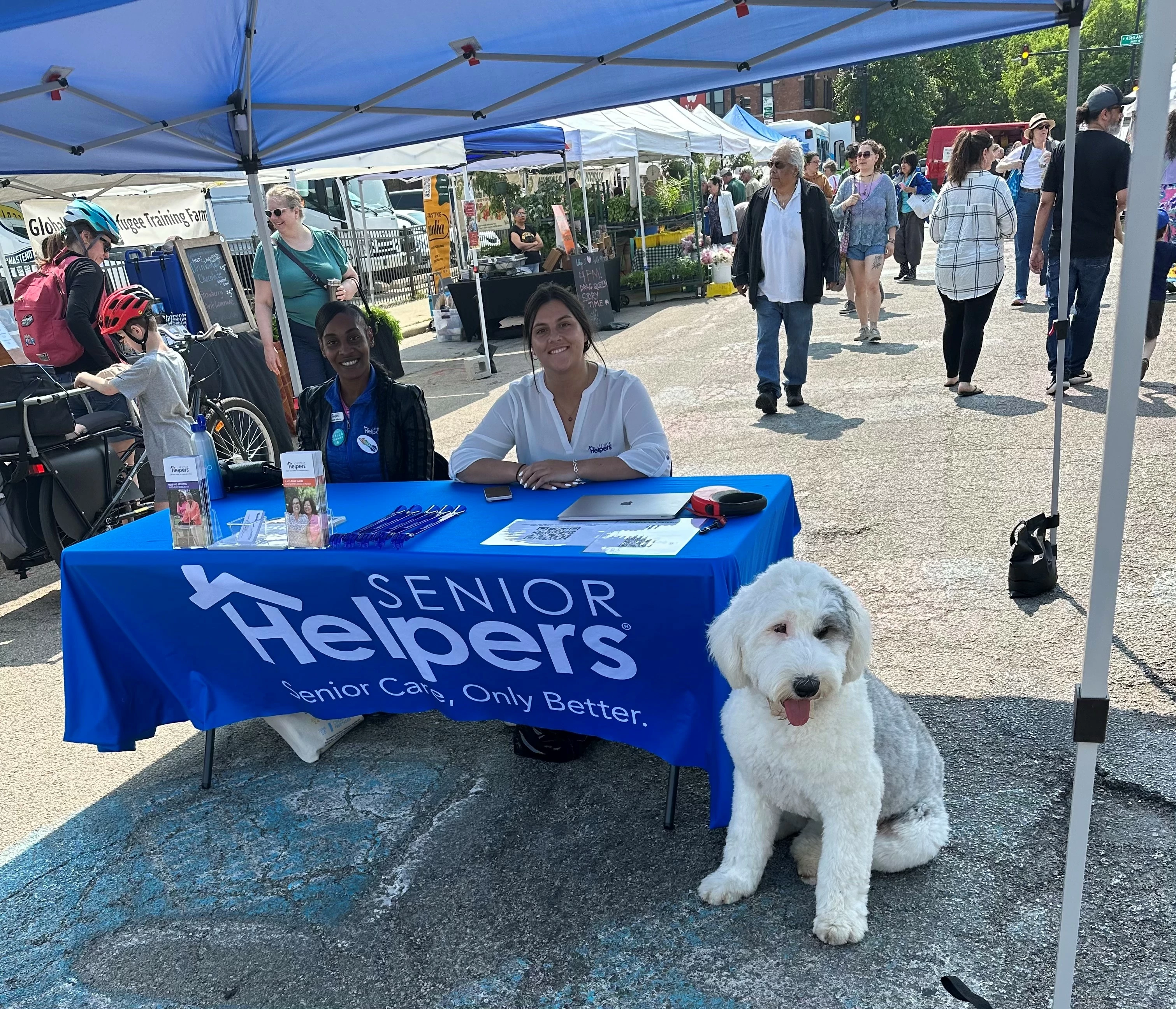 We had so much fun at the Andersonville farmers market yesterday! Andersonville is filled with a very welcoming community and makes networking experiences fun. We are so grateful to have met such amazing people and hope to be back at the farmers market soon!