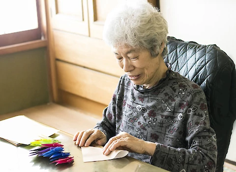 9 Crafts for Seniors on a Budget or Fixed Income