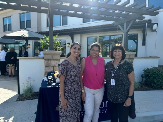 We had the chance to attend an informative presentation from retired Grossman Burn Center employees! Shoutout to SCOPE for putting together this meeting at Oakmont of Simi Valley. We had the chance to spend time with these two lovely ladies from Buena Vista Hospice and Leisure Living.