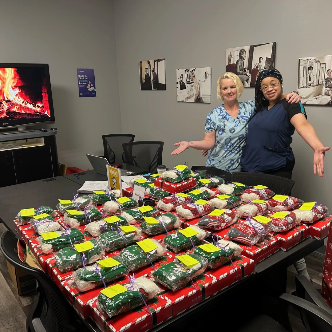 Ashley and Kia are busy getting presents ready for our clients and caregivers!  Season's Greetings!