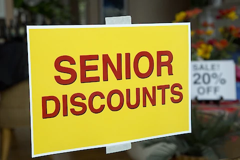 Guide to Government-Provided Senior Discounts and Programs