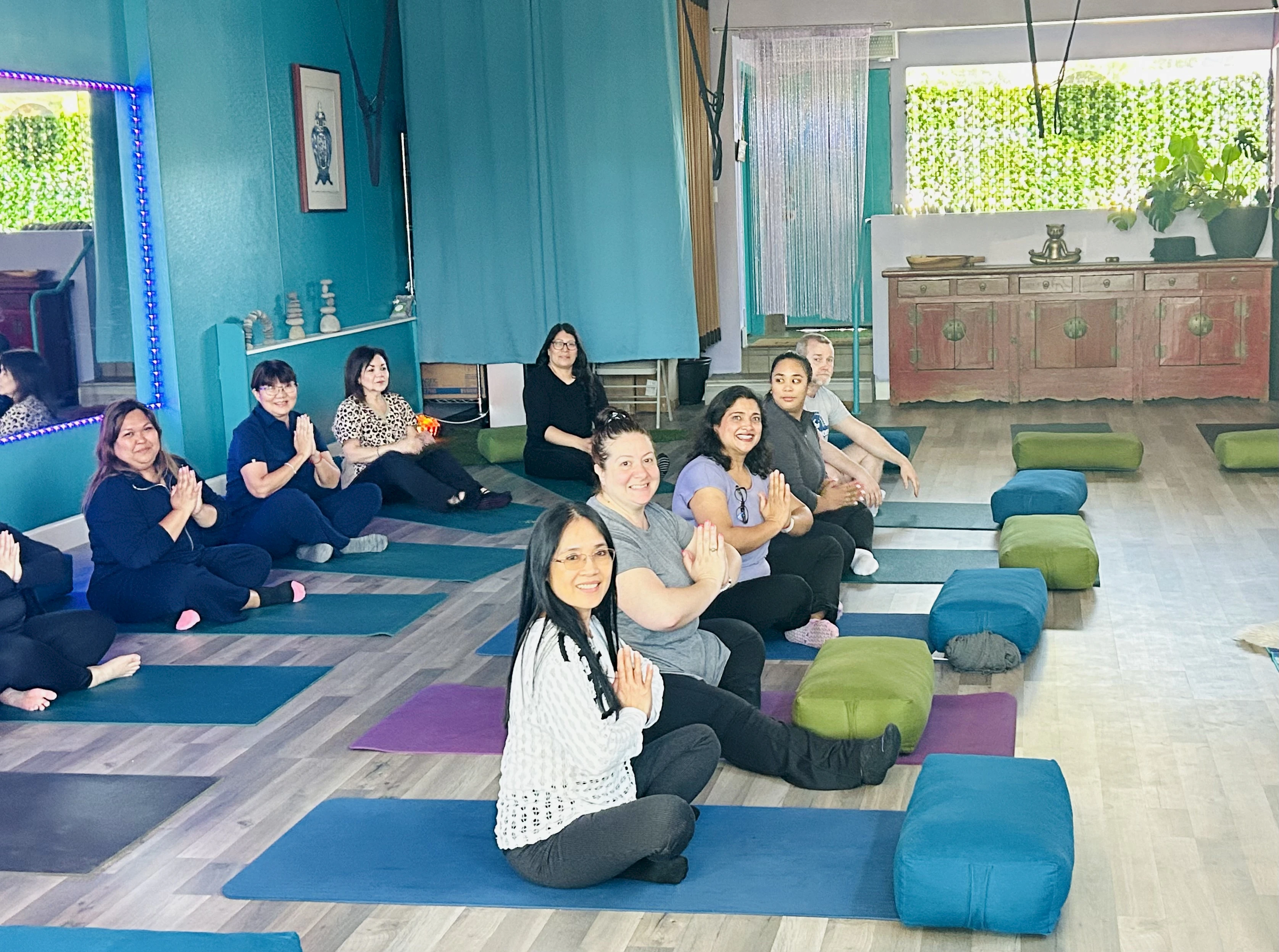 Another successful Sound Bath yoga session at Harmony Family Yoga! This time Mission Home Health and Hospice joined us for a relaxing evening finding our zen!