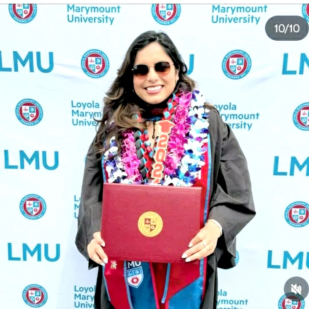 Congratulations to Senior Helpers of South OC’s very own Maya Munoz, on her graduation from Loyola Marymount University. The sky’s the limit for this young lady, and we are so proud of her accomplishments. Keep being the beautiful person you are!